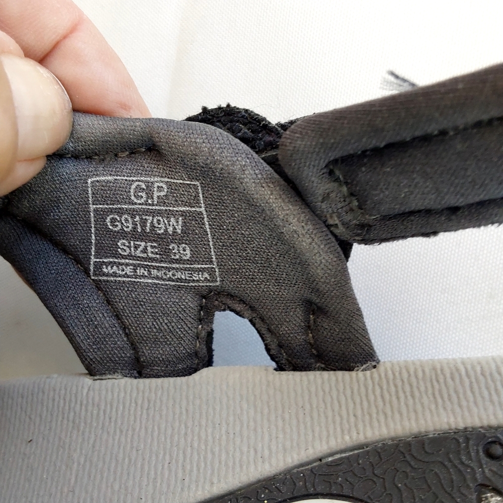 GP Signature SNAP LOCK Sandals Size 39 - Picture 10 of 13